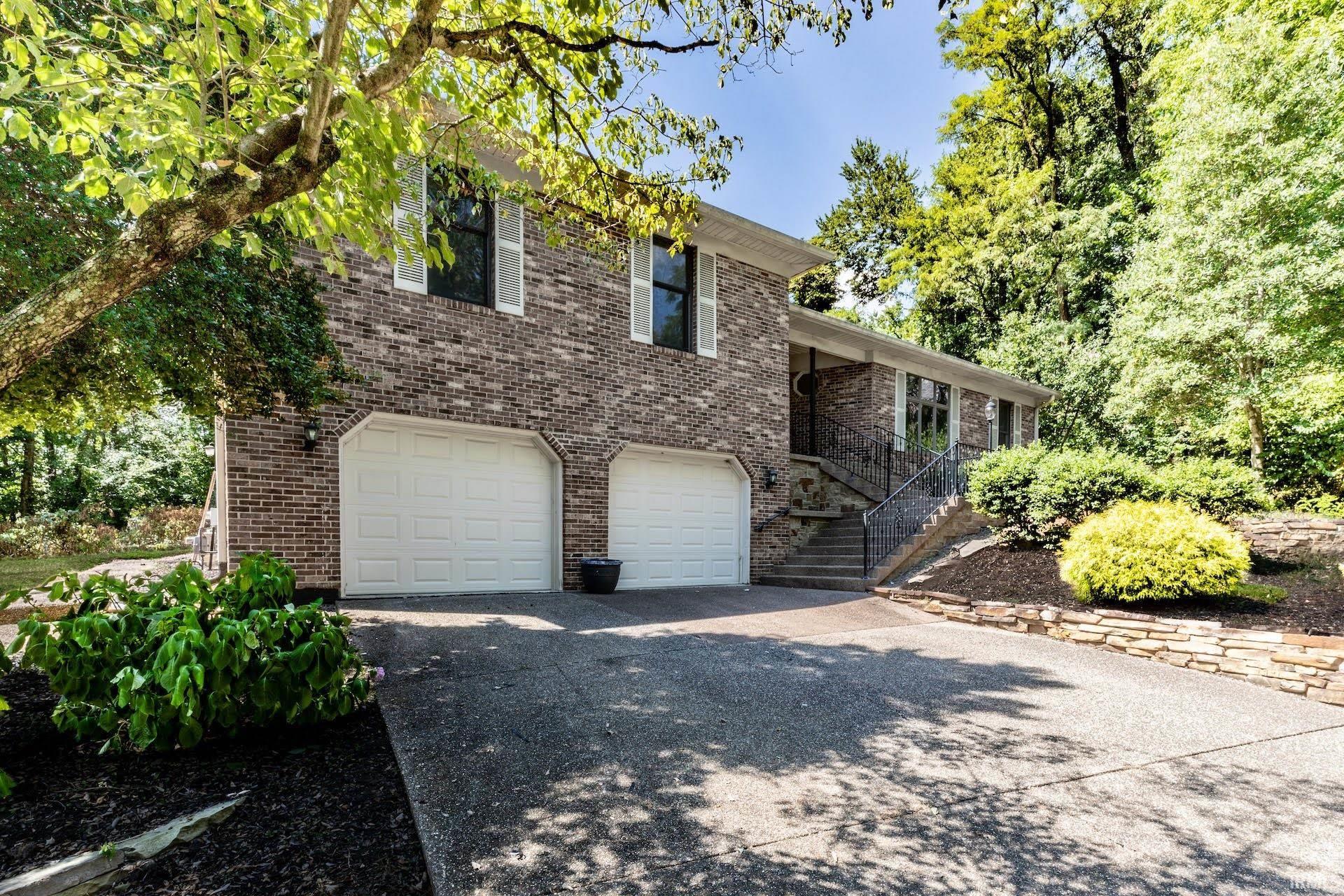 Evansville IN, 5828 Harmony Woods Lane