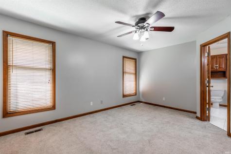5828 Harmony Woods Lane Evansville IN 47720