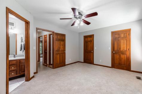5828 Harmony Woods Lane Evansville IN 47720