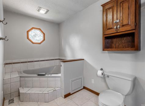5828 Harmony Woods Lane Evansville IN 47720