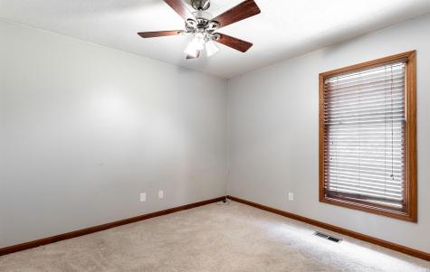 5828 Harmony Woods Lane Evansville IN 47720