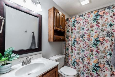 5828 Harmony Woods Lane Evansville IN 47720