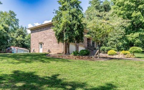 5828 Harmony Woods Lane Evansville IN 47720