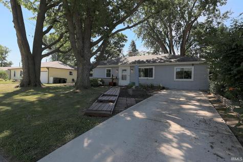 1014 Buckingham Drive Fort Wayne IN 46825