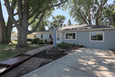 1014 Buckingham Drive Fort Wayne IN 46825