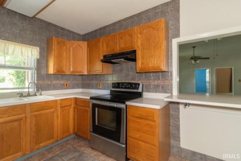 206 W School Street Mount Summit IN 47361