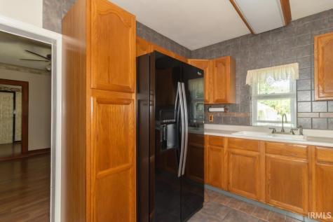 206 W School Street Mount Summit IN 47361