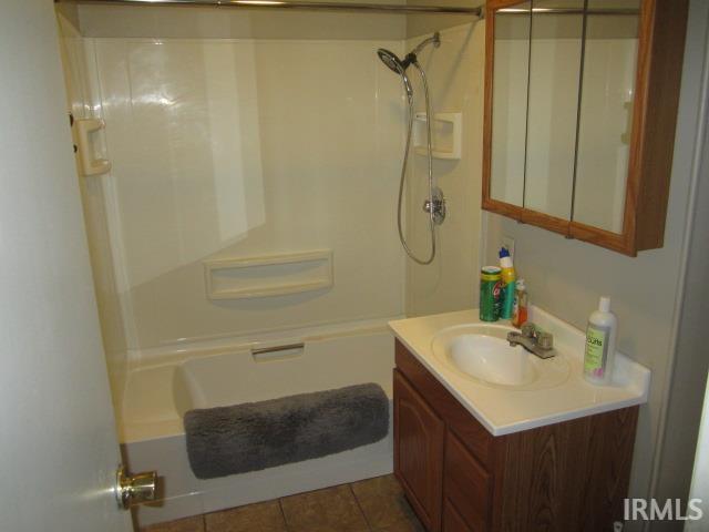 1009 Geyer Avenue Mishawaka IN 46544
