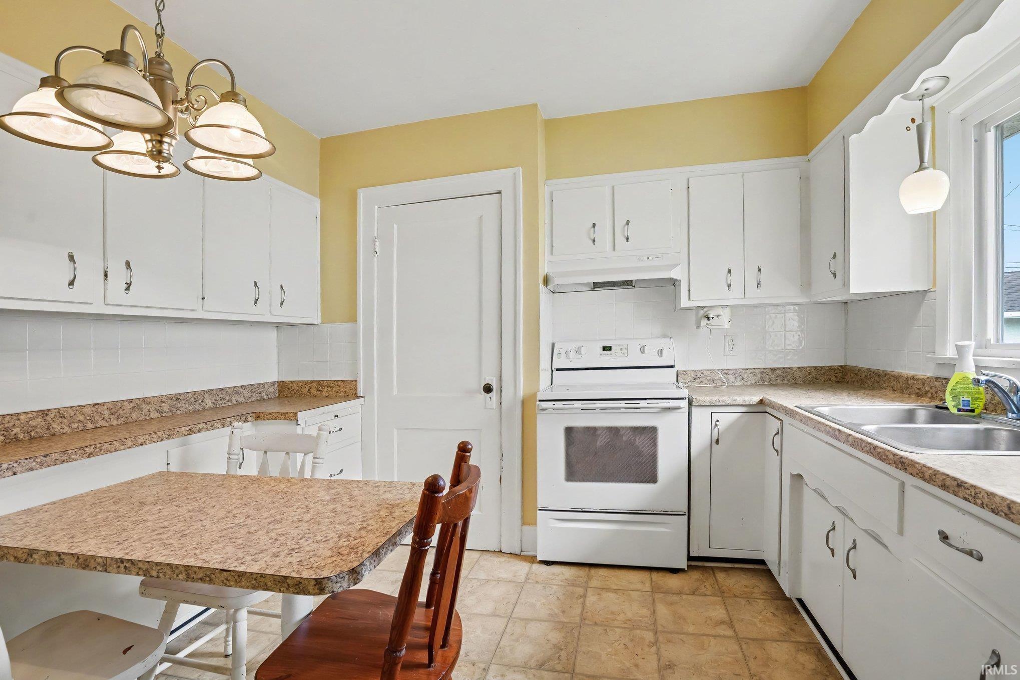826 S 30th Street South Bend IN 46615