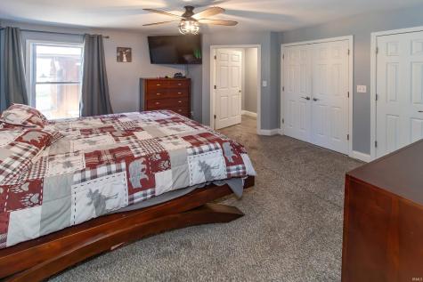5687 S County Rd 450 W Carlisle IN 47838