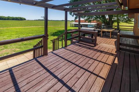 5687 S County Rd 450 W Carlisle IN 47838