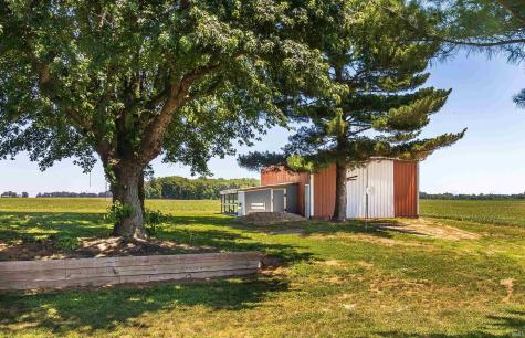 5687 S County Rd 450 W Carlisle IN 47838