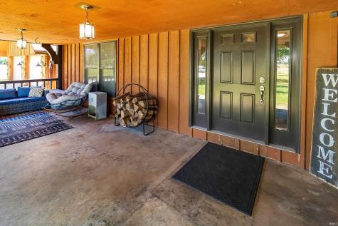 5687 S County Rd 450 W Carlisle IN 47838