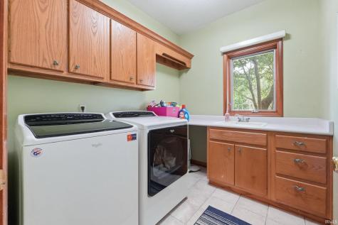 2306 Longleaf Drive Fort Wayne IN 46814