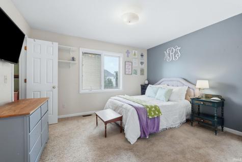 2306 Longleaf Drive Fort Wayne IN 46814