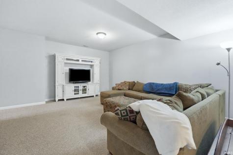 2306 Longleaf Drive Fort Wayne IN 46814