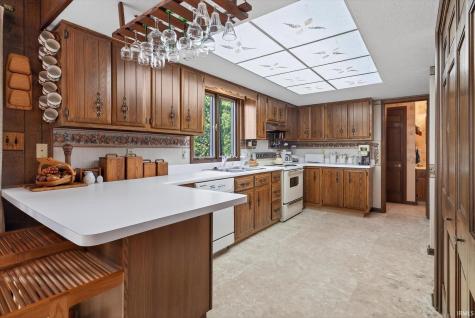 8002 N Lakeview Drive Unionville IN 47468