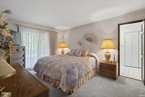 8002 N Lakeview Drive Unionville IN 47468