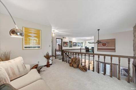 8002 N Lakeview Drive Unionville IN 47468