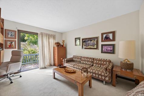 8002 N Lakeview Drive Unionville IN 47468