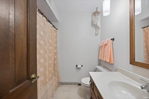 8002 N Lakeview Drive Unionville IN 47468