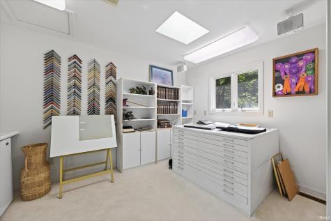 8002 N Lakeview Drive Unionville IN 47468