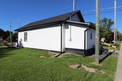 309 W Kyger Street Frankfort IN 46041