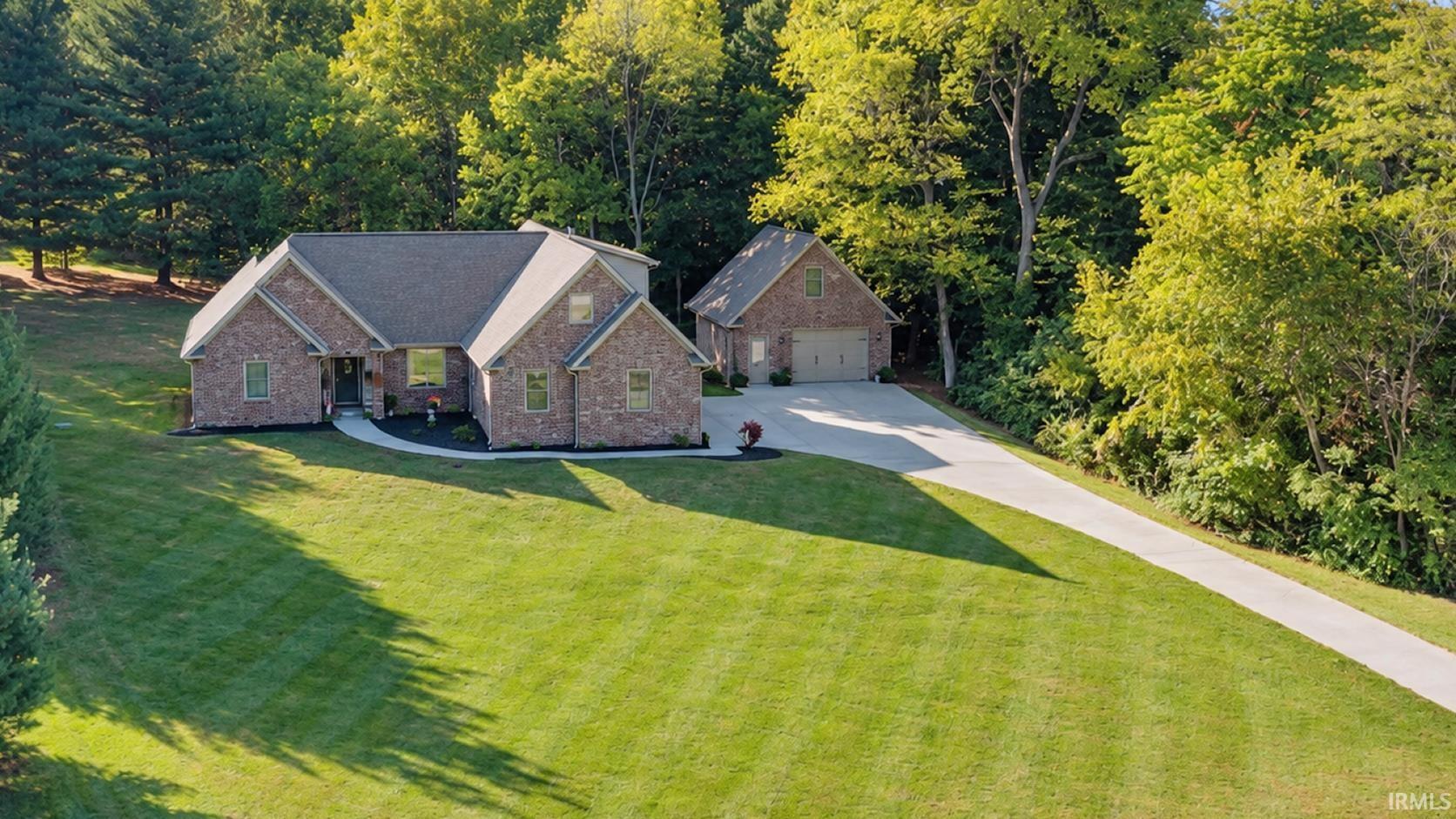 4075 S Hon Avenue Owensville IN 47665