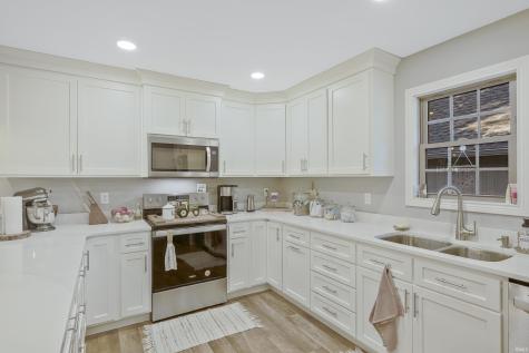 4075 S Hon Avenue Owensville IN 47665