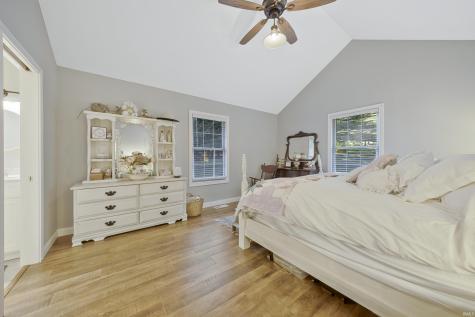 4075 S Hon Avenue Owensville IN 47665
