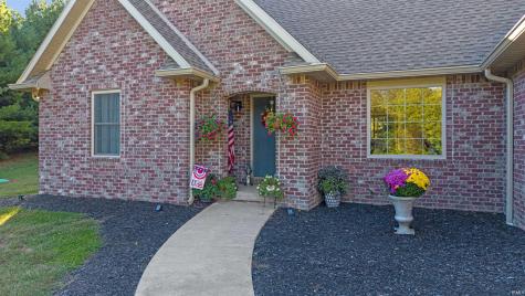 4075 S Hon Avenue Owensville IN 47665