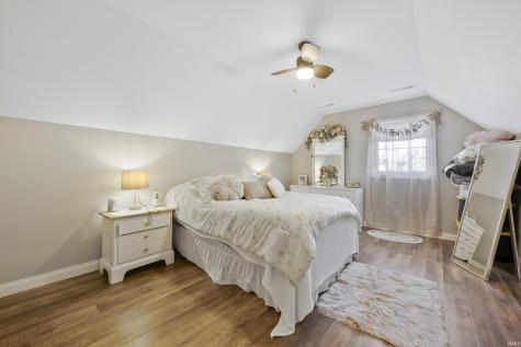 4075 S Hon Avenue Owensville IN 47665