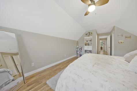 4075 S Hon Avenue Owensville IN 47665