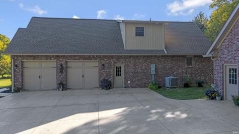 4075 S Hon Avenue Owensville IN 47665