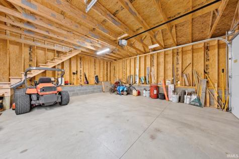 4075 S Hon Avenue Owensville IN 47665