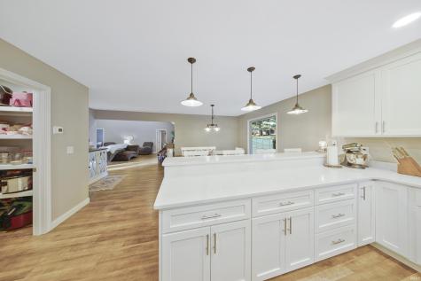 4075 S Hon Avenue Owensville IN 47665