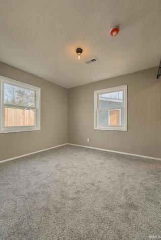 6331 Kent Road Fort Wayne IN 46816