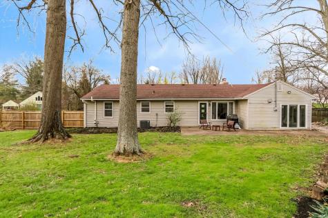 1601 E Ruby Lane Bloomington IN 47401
