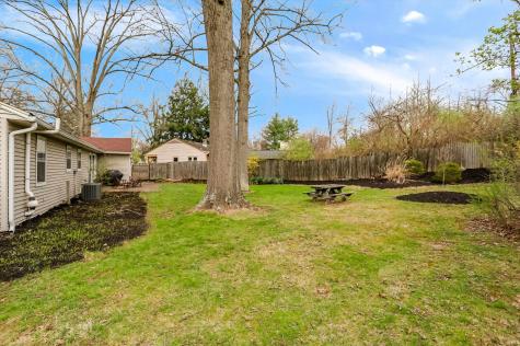 1601 E Ruby Lane Bloomington IN 47401