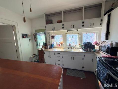 5050 E Washington Street Straughn IN 47387