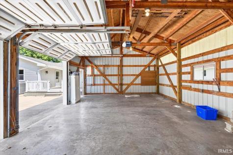 108 Mohawk Drive Flora IN 46929