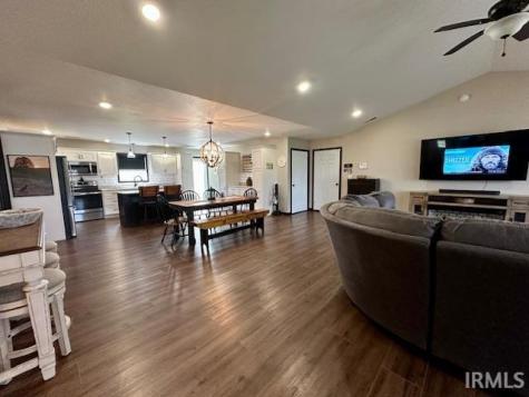 140 Knotting Hill Drive Springville IN 47462