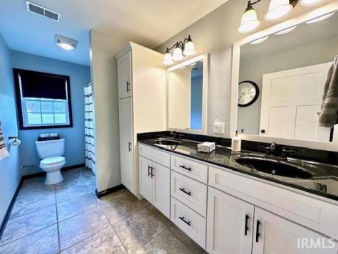 140 Knotting Hill Drive Springville IN 47462