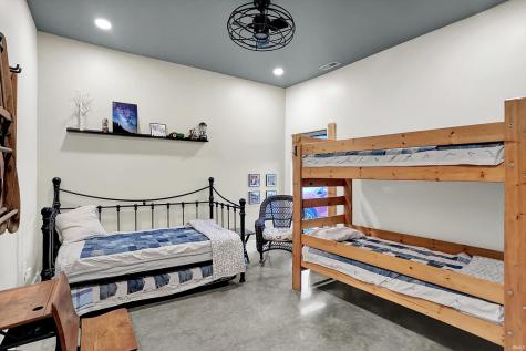 8257 S Country Road 1075 Charlottesville IN 46117