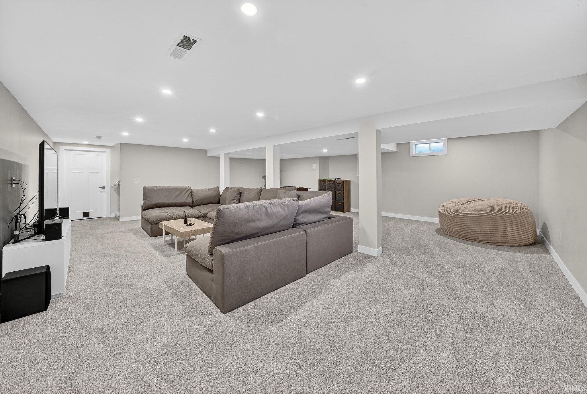 16507 Barryknoll Way Granger IN 46530
