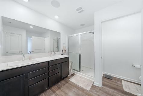 11671 Slade Court Fort Wayne IN 46818