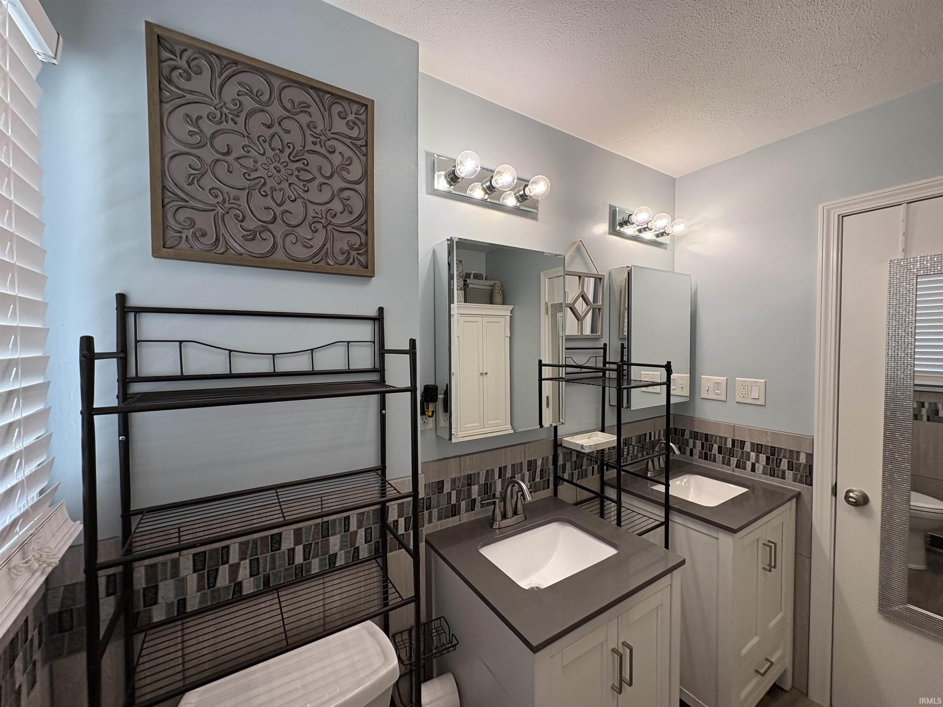 1603 Crestwood Boulevard South Bend IN 46635