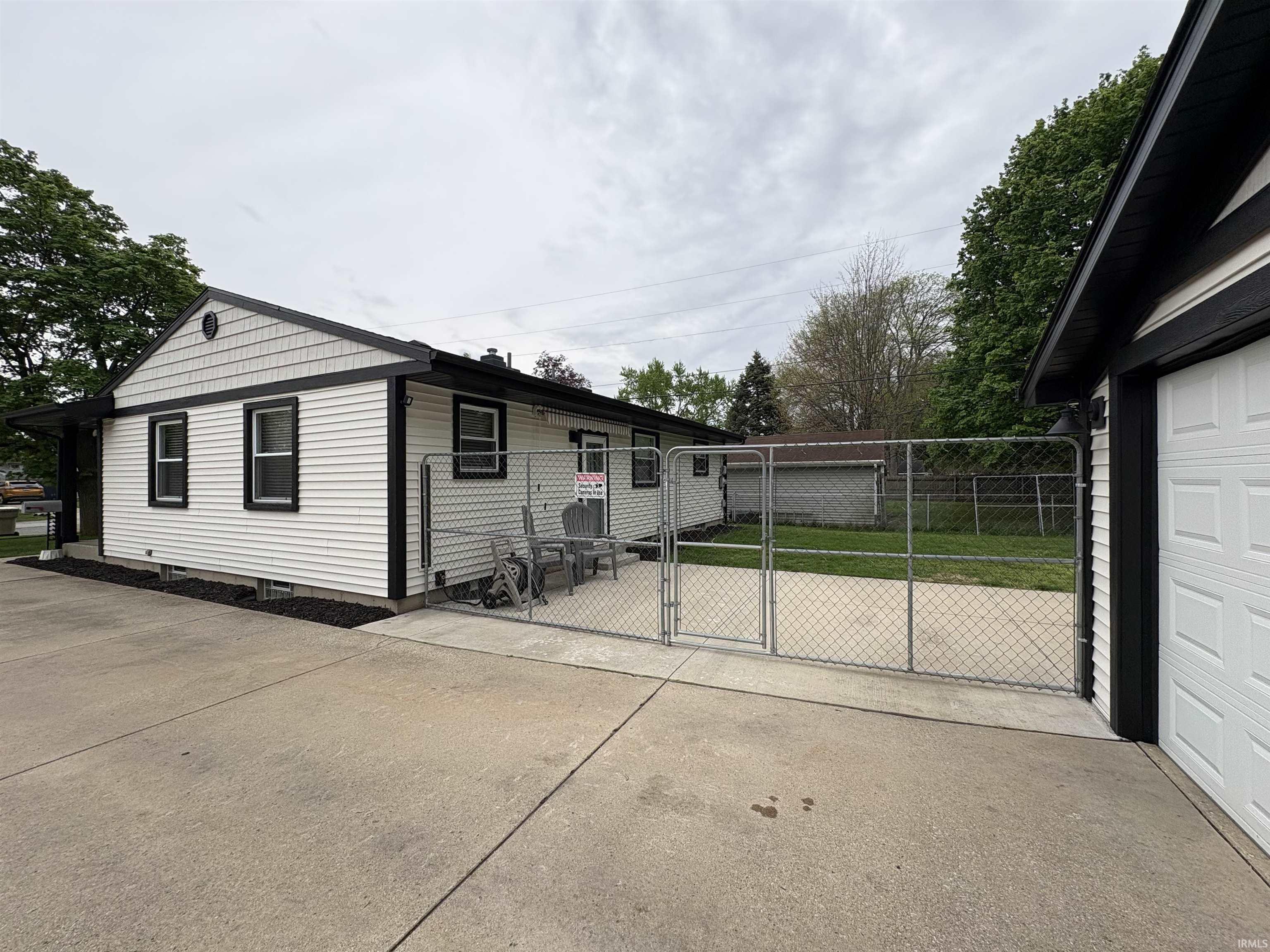1603 Crestwood Boulevard South Bend IN 46635