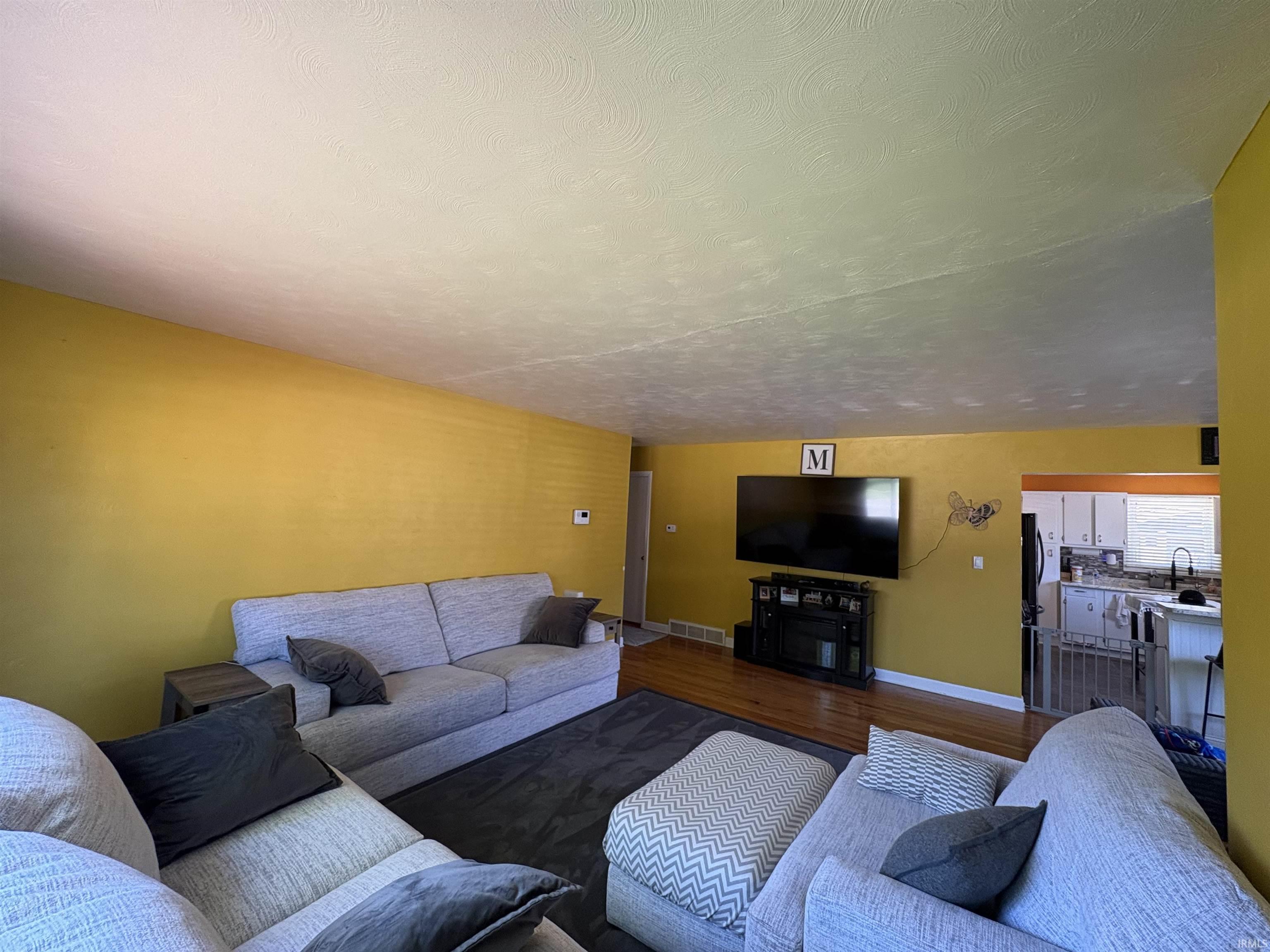 1603 Crestwood Boulevard South Bend IN 46635