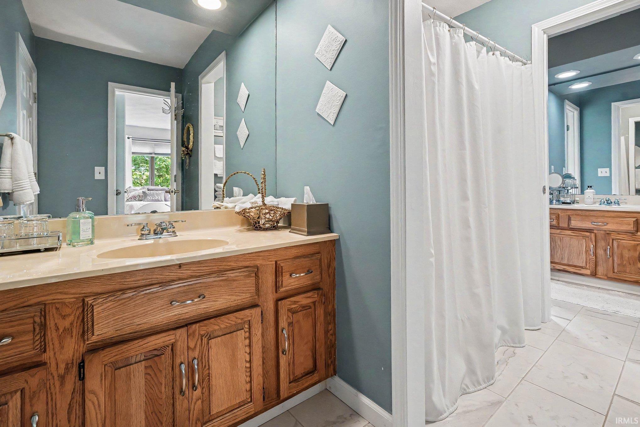 51955 Hinton Lane Granger IN 46530
